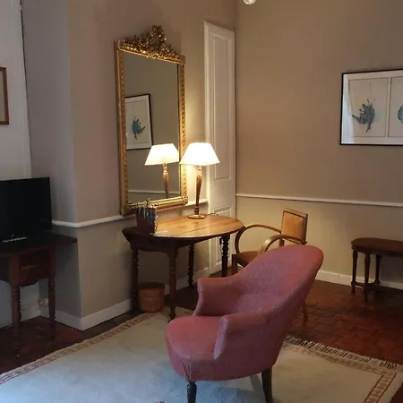 Bed & Breakfast Luxury Apartments Near The Eiffel Tower Paris