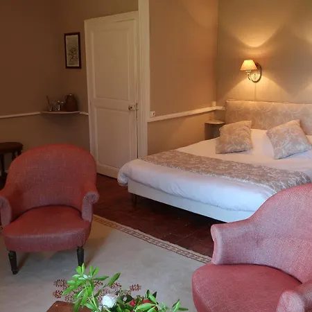 Bed & Breakfast Luxury Apartments Near The Eiffel Tower 3*