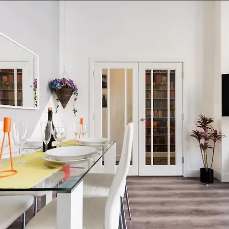 Luxury Near The Eiffel Tower شقة *