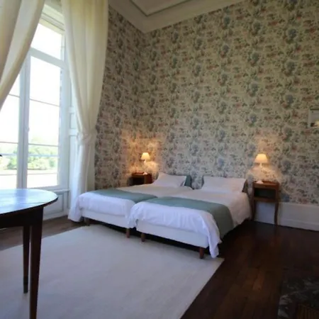 Luxury Apartments Near The Eiffel Tower Bed & Breakfast 3*