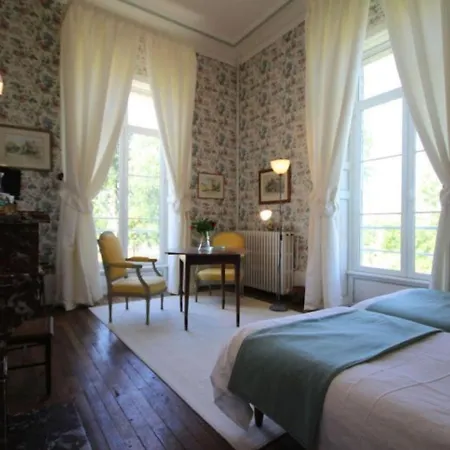 Luxury Apartments Near The Eiffel Tower 3*