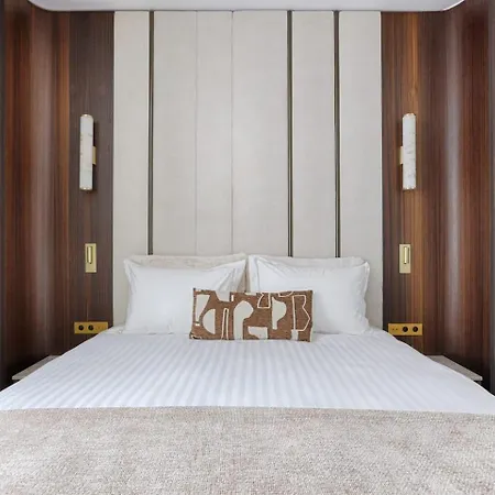 Luxury Near The Eiffel Tower 3*