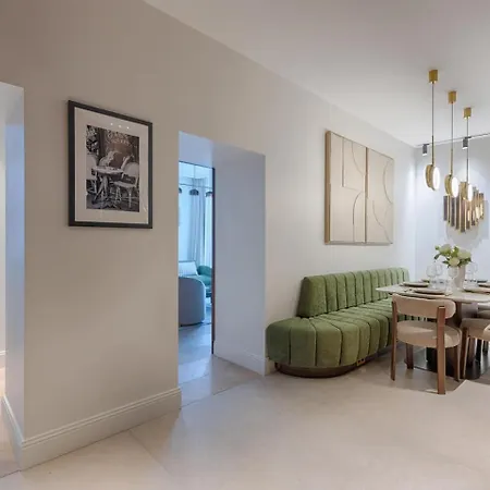 Luxury Apartments Near The Eiffel Tower Párizs