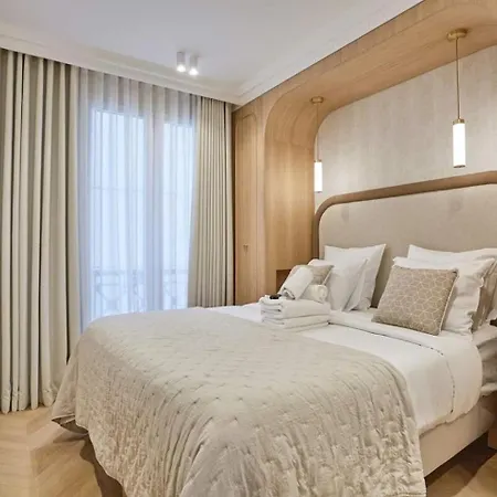 Bed & Breakfast Luxury Near The Eiffel Tower Paris