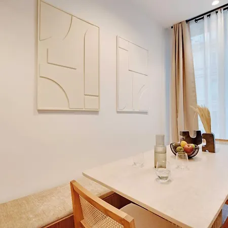 Luxury Near The Eiffel Tower