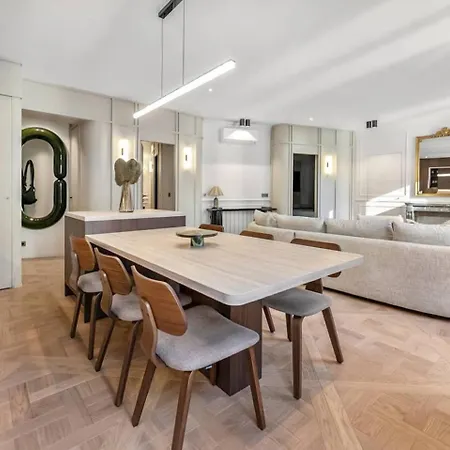 Luxury Apartments Near The Eiffel Tower Panzió
