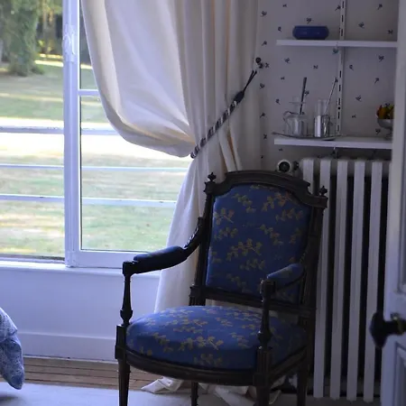 Luxury Apartments Near The Eiffel Tower Bed & Breakfast